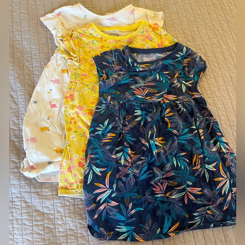 Lot Bundle of Three Girls Size 5T Old Navy Short Sleeve Dresses